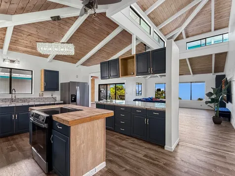 87-2814 Hawaii Belt Road Captain Cook HI 96704