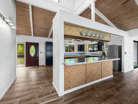 87-2814 Hawaii Belt Road Captain Cook HI 96704