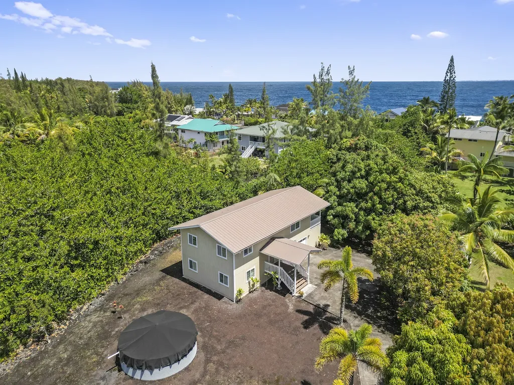 15-1663 Beach Road Keaau HI 96749