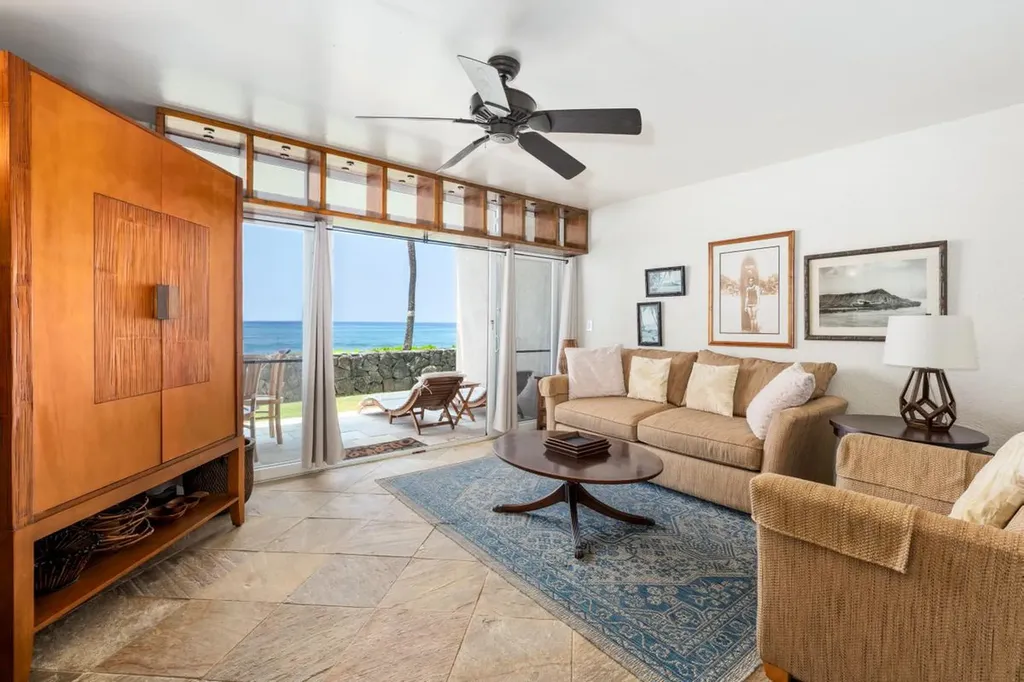 75-5888 Alii Drive Kailua-kona HI 96740