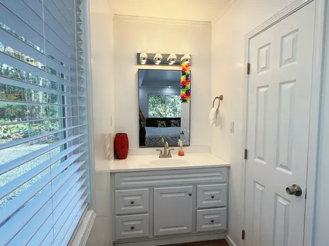 11-3795 2nd Street Volcano HI 96785