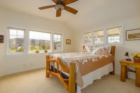 67-5060 Yutaka Pen Place Kamuela HI 96743