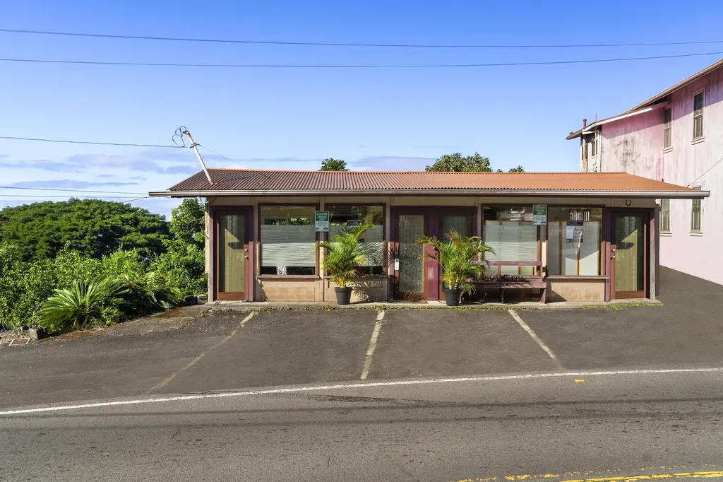 76-5912 Mamalahoa Highway Holualoa HI 96725