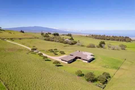 67-1027 Wainoenoe Road Kamuela HI 96743