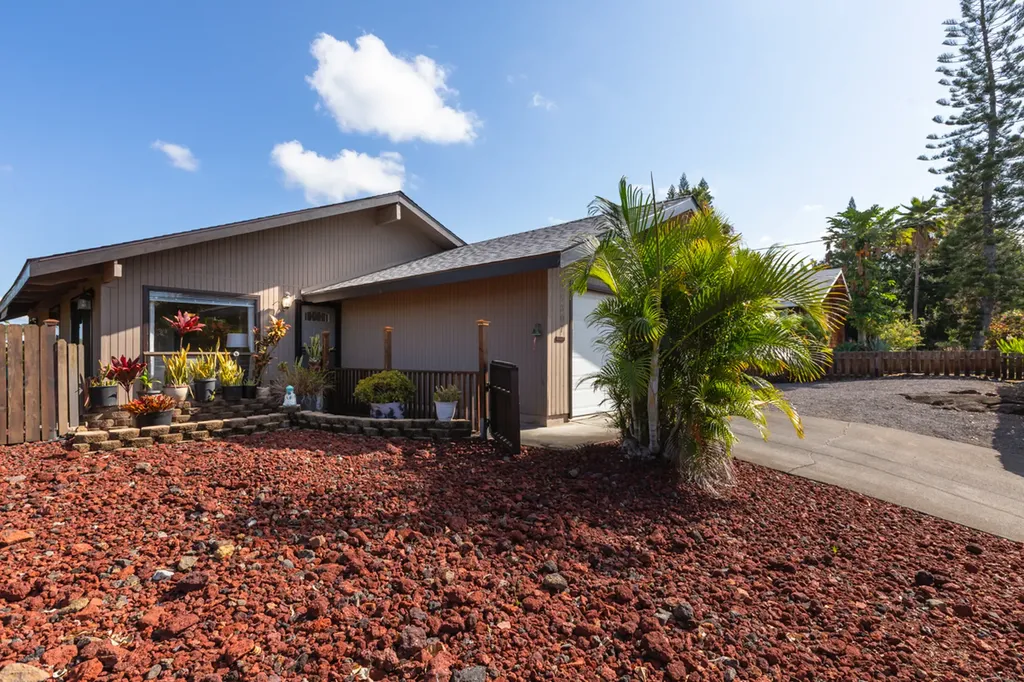 75-307 Hoene Street Kailua-kona HI 96740