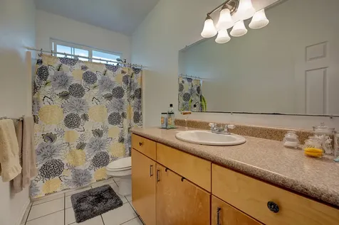 497 Makanaa Street Hilo HI 96720