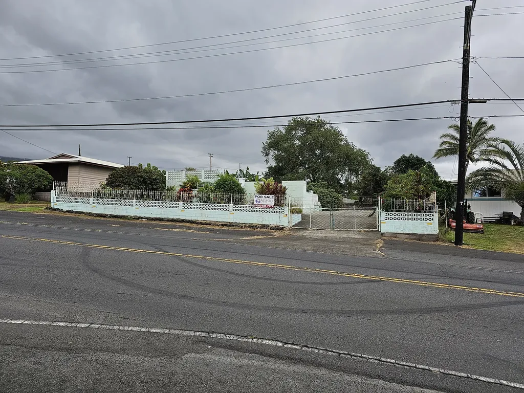 Kamani Street Pahala HI 96777