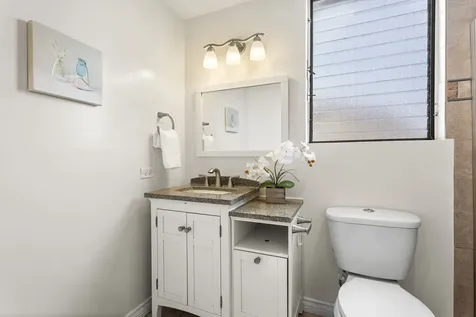 77-301 Noelani Way Kailua-kona HI 96740