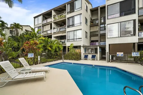 77-301 Noelani Way Kailua-kona HI 96740