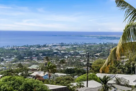 77-301 Noelani Way Kailua-kona HI 96740