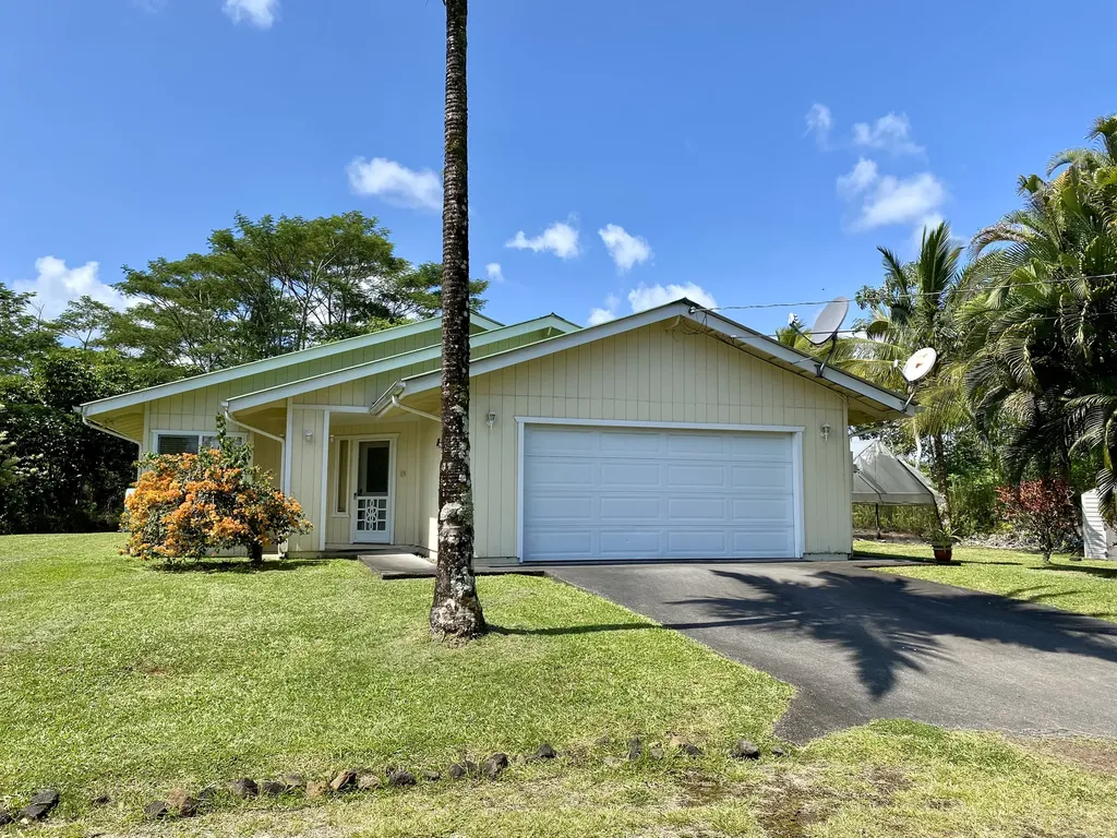 15-1676 6th Avenue Keaau HI 96749