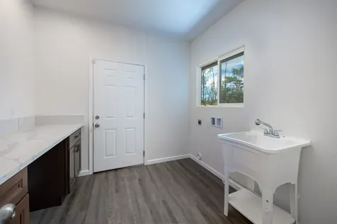 16-1840 34th Avenue Keaau HI 96760