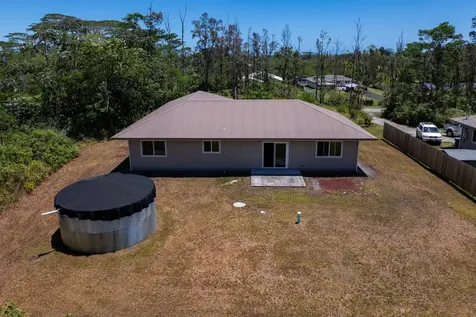 16-1840 34th Avenue Keaau HI 96760