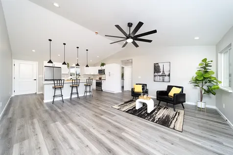 15-1987 27th Avenue Keaau HI 96749