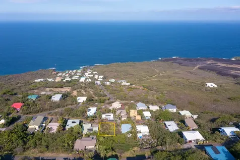 Guava Road Captain Cook HI 96704