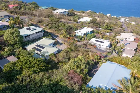 Guava Road Captain Cook HI 96704