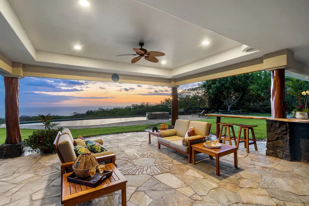 75-399 Wehilani Drive Kailua-kona HI 96740