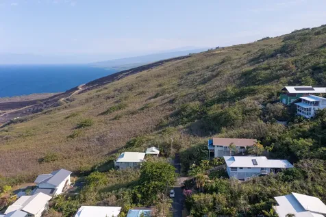 Guava Road Captain Cook HI 96704