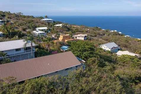 Guava Road Captain Cook HI 96704