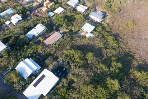 Guava Road Captain Cook HI 96704