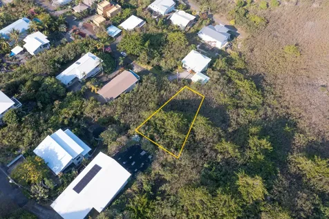 Guava Road Captain Cook HI 96704