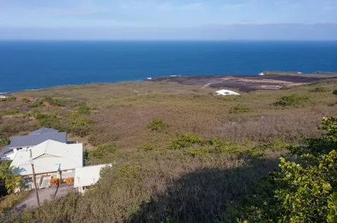 Guava Road Captain Cook HI 96704