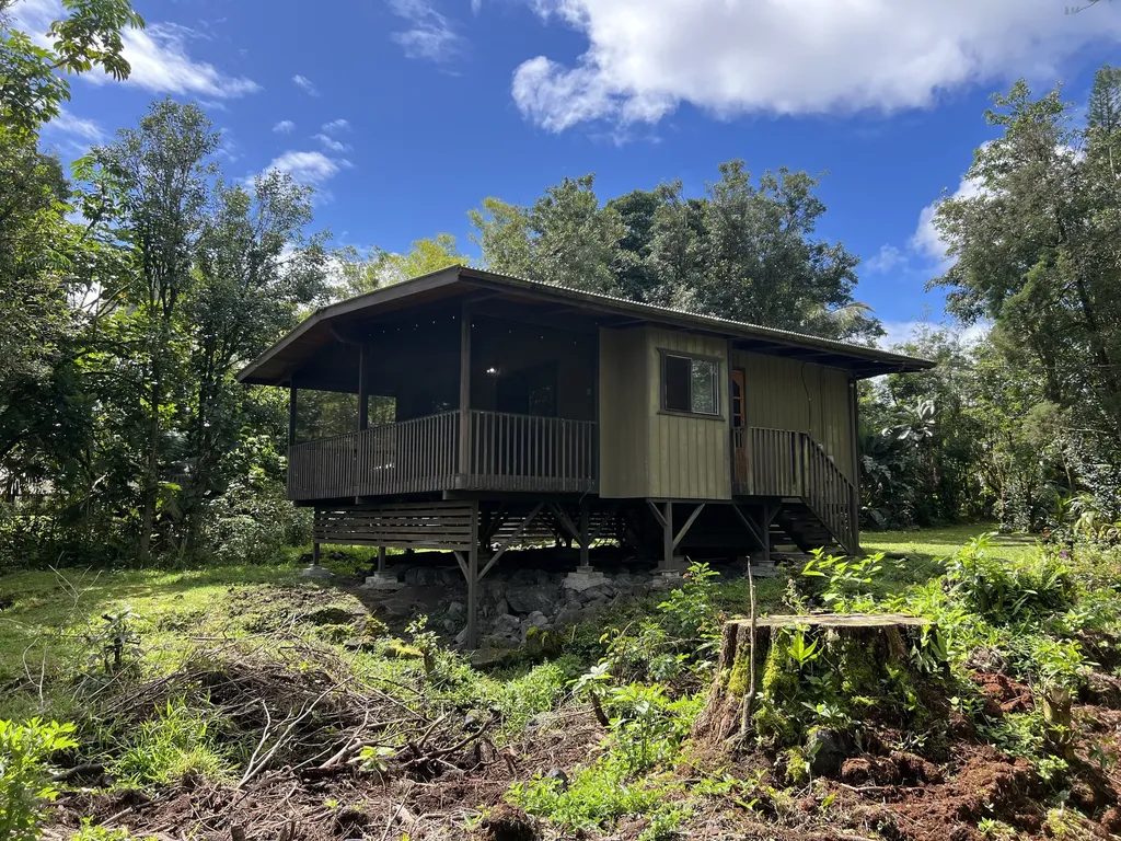 15-2025 20th Avenue Keaau HI 96749