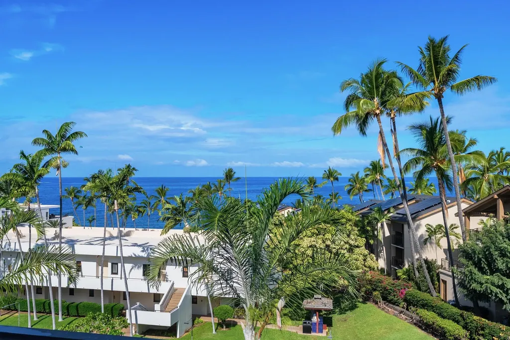 75-6040 Alii Drive Kailua-kona HI 96740