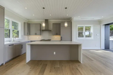 73-4804 Hinahina Road Kailua-kona HI 96740