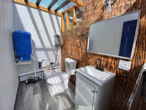 11-3141 Ala Kapena Volcano HI 96785