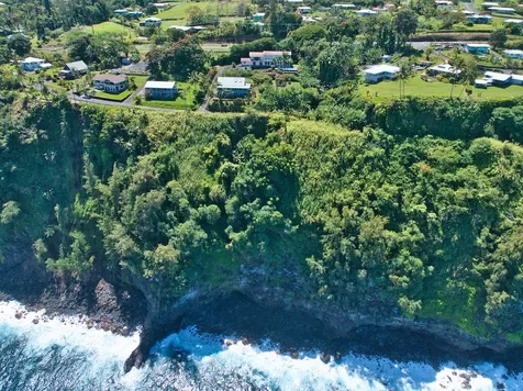 36-2335 Old Mamalahoa Highway Laupahoehoe HI 96764