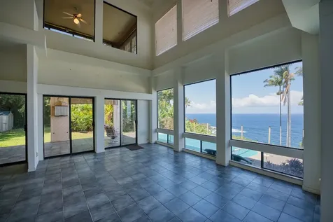 36-2335 Old Mamalahoa Highway Laupahoehoe HI 96764