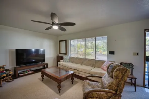 15-1429 23rd Avenue Keaau HI 96749