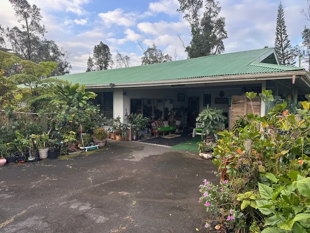 1379 Mele Manu Street Hilo HI 96720