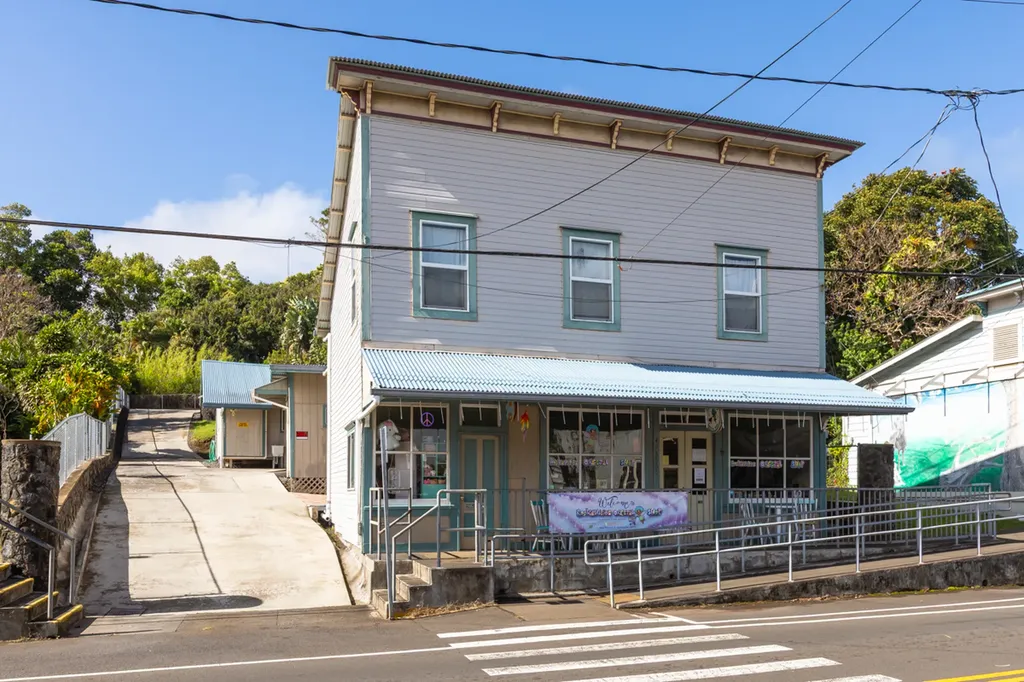 45-3565 Mamane Street Honokaa HI 96727