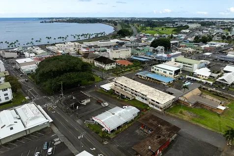 217 Waianuenue Avenue Hilo HI 96720