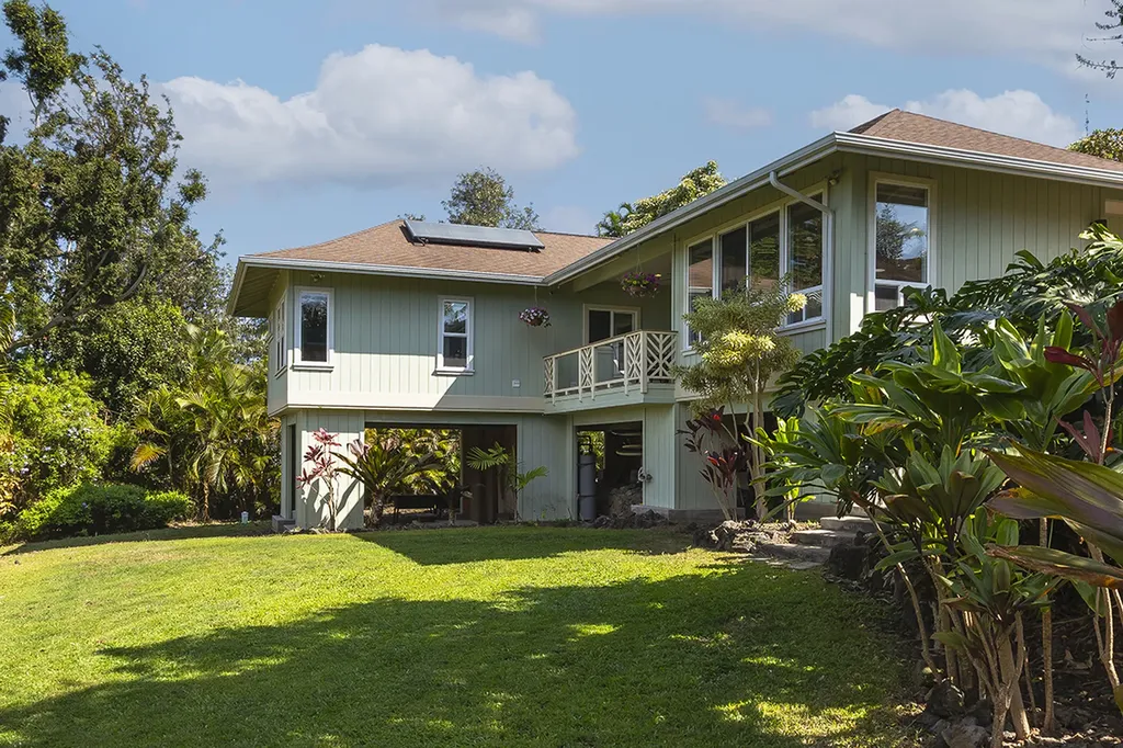 73-1077 Ahikawa Street Kailua-kona HI 96740