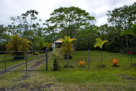 15-2064 26th Avenue Keaau HI 96749