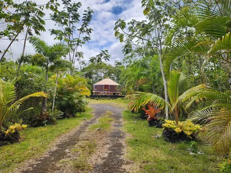 15-2064 26th Avenue Keaau HI 96749