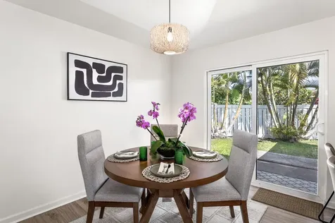 73-1060 Kuuleialoha Circle Kailua-kona HI 96740