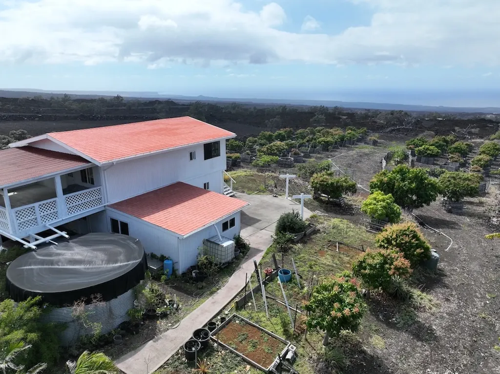 92-8305 Mamalahoa Highway Ocean View HI 96737