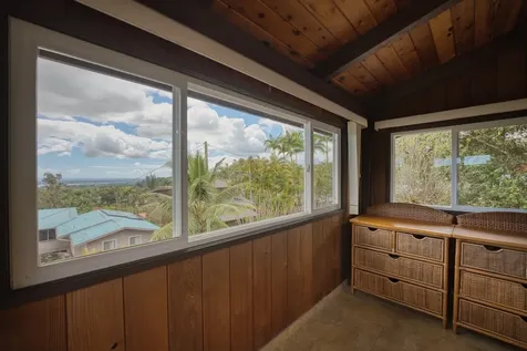 1559 Kilikina Street Hilo HI 96720