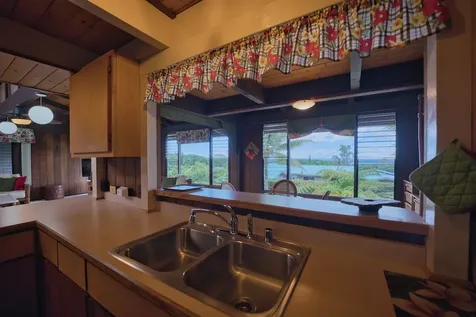 1559 Kilikina Street Hilo HI 96720