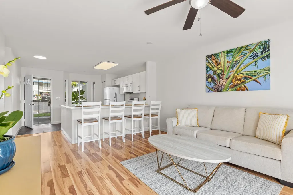 75-6081 Alii Drive Kailua-kona HI 96740