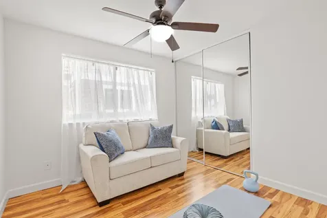 75-6081 Alii Drive Kailua-kona HI 96740