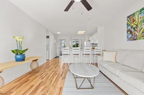 75-6081 Alii Drive Kailua-kona HI 96740