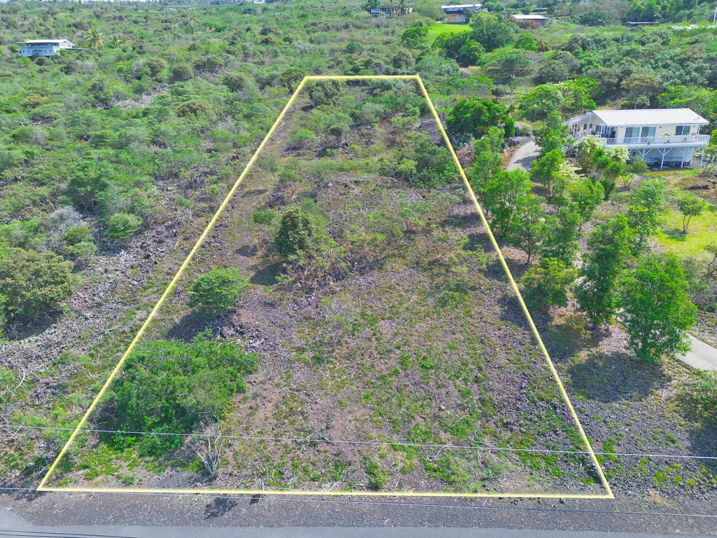 Awapuhi Avenue Captain Cook HI 96704