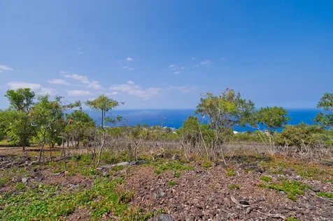 Awapuhi Avenue Captain Cook HI 96704