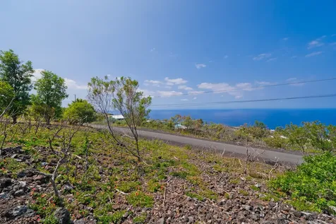 Awapuhi Avenue Captain Cook HI 96704