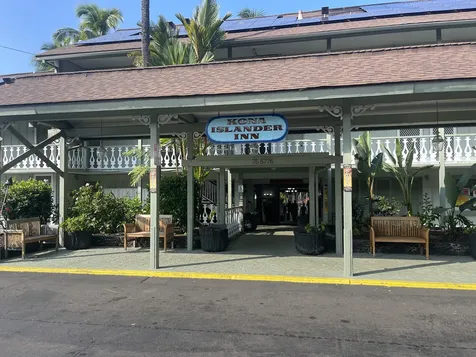 75-5776 Kuakini Highway Kailua-kona HI 96740